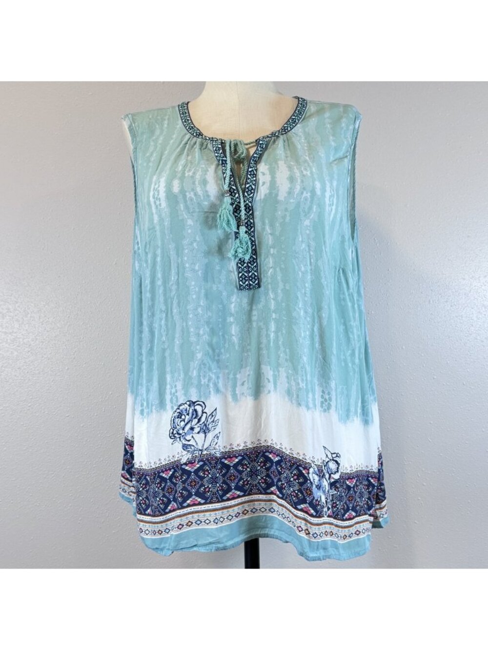 DR2 Sleeveless Tunic Top Womens Size 2X Blue Boho Tie-Dyed Rose Rayon Tie Fringe